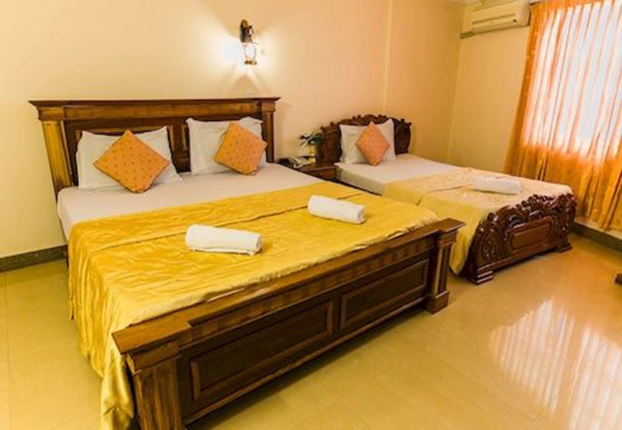 Asia Hotel Battambang Eksteriør bilde